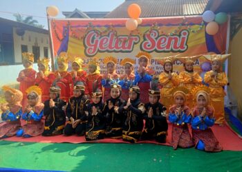 Pentas Senin TK Islam Muslimat Jambi Sukses Digelar, Yuniarti : Terimakasih Telah Mendidik Anak Kami