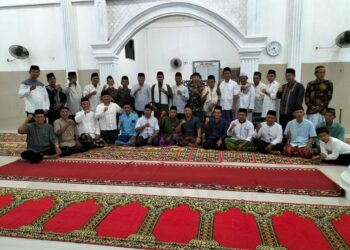 Sapril Hadiri Safari Ramadhan Di Kec Rantau Rasau.