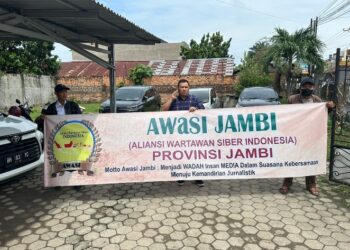Laporkan Sejumlah Kecurangan Pemilu di Kota Jambi, AWaSI Jambi Sambangi Kantor Bawaslu