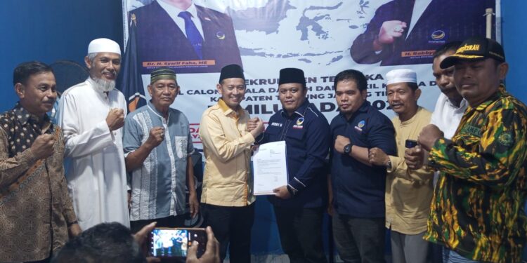 Hari Terakhir Pendaftaran, MT Kembalikan Formulir ke Partai Nasdem untuk Maju Cabup Tanjab Timur