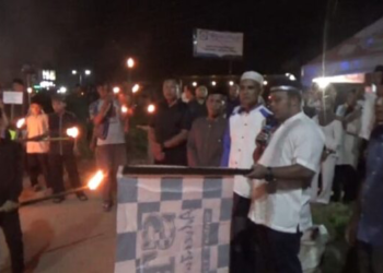 Wabup Roby Lepas Pawai Obor dan Takbiran Idul Fitri 1445 H