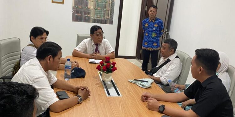 HAKIM PN BEKASI TUNTUT KESEJAHTERAAN, EDC CASH APA KABAR