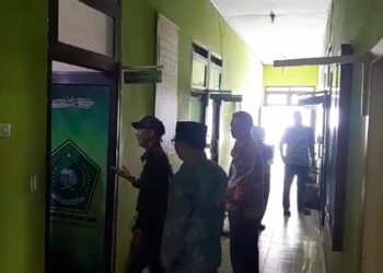 Keributan Tak Terbendung, Kemenag Tanjab Timur Hentikan Layanan Publik Picu Kemarahan Masyarakat