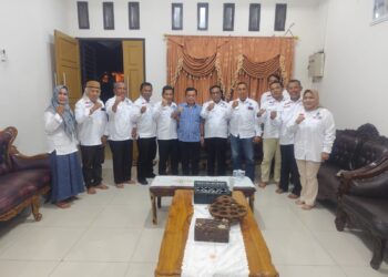 Pengurus Besar IKJ-Jambi Sowan ke KH. Abdullah Sani, Serukan Dukungan Masyarakat Jawa untuk Jambi Mantap Jilid 2