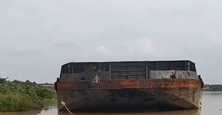 Lemahnya Pengawasan Dari Pemerintah Terhadap Kapal Angkutan Batu Bara Di Alur Sungai Batang Hari Sehingga Sering Terjadinya Accident