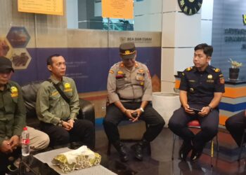 “Bea Cukai Jambi: Ketika Rokok Ilegal Jadi Kawan, Rakyat Jadi Lawan”