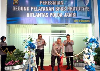 Kapolda Jambi Resmikan Gedung Pelayanan BPKB: Layanan Modern dan Ramah untuk Semua