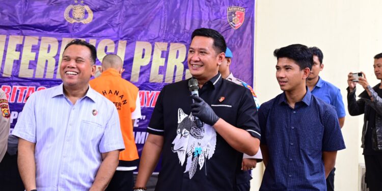 AKBP Wendi Oktariansyah Pimpin Penangkapan Iyan Kincai, Bos Minyak Ilegal di Bungku Kabupaten Batanghari Provinsi Jambi