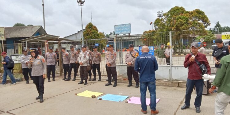 Aksi di PetroChina, AWaSI Jambi Soroti Dugaan Proyek Fiktif, Pelanggaran Lingkungan, dan Korupsi