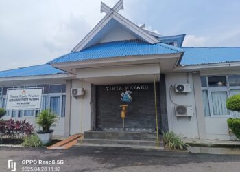Diduga Pihak PDAM Tirta Mayang Kota Jambi Enggan Bertemu Awak Media, Dinilai Terkesan Menghindar.