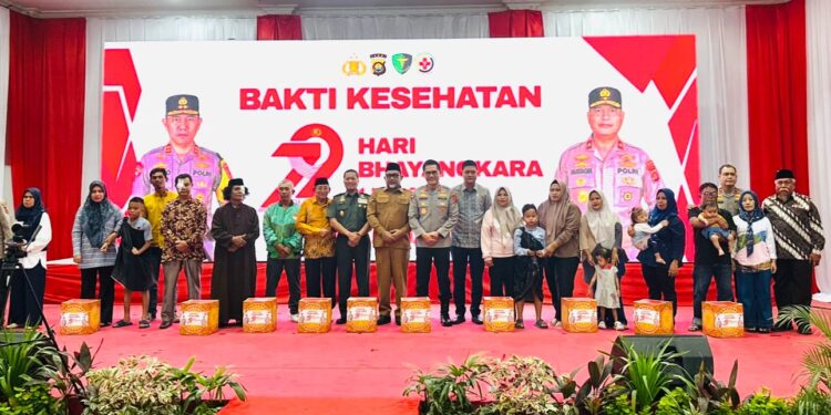 Wujud Nyata Kepedulian Polri untuk Masyarakat, Polda Jambi Gelar Bakti Kesehatan dalam Rangka Hari Bhayangkara ke-79