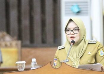 Bupati Tanjung Jabung Timur menyampaikan jawaban atas pandangan umum Fraksi-Fraksi DPRD, terkait tiga Rancangan Peraturan Daerah (Ranperda)