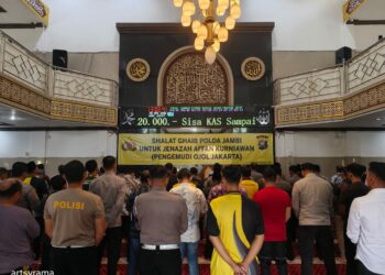 Polda Jambi Tunjukkan Empati dengan Sholat Ghaib untuk Korban Ojol di Jakarta