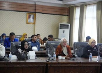 Dewan Perwakilan Rakyat Daerah (DPRD) Kabupaten Tanjung Jabung Timur menggelar Rapat Dengar Pendapat (RDP) bersama sejumlah Organisasi Perangkat Daerah (OPD), Senin (20/4/2026), di Ruang Serba Guna DPRD.